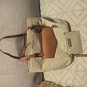 Michael Kors Tote Purse and coin wallet